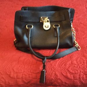 Decent condition Micheal Kors